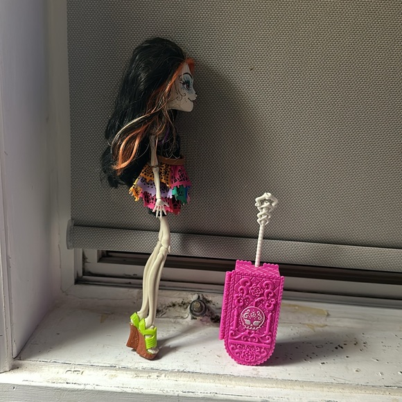 Monster High Scaris City Of Frights Skelita Calaveres - Picture 3 of 3